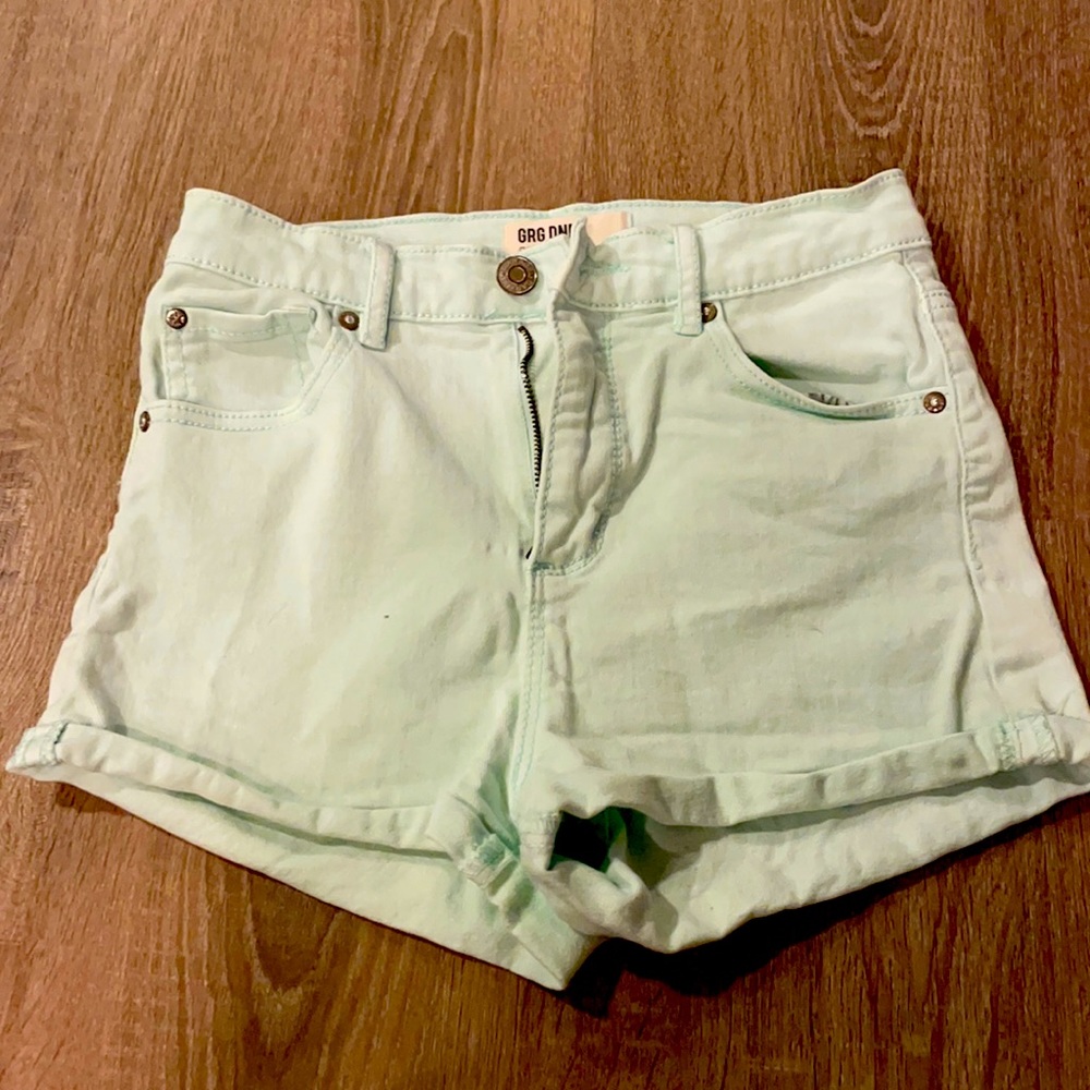 GRG stretch line green jean short, size 1